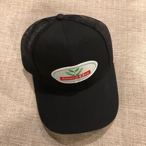 AmassLove Adjustable Trucker Hat Mesh Back Black NWOT